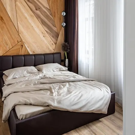 Apartment Romari таманська 12 *