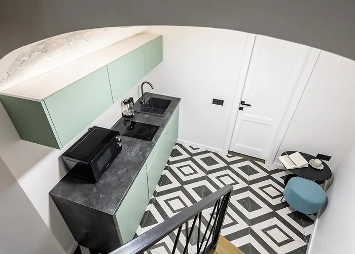 公寓 Romari таманська 12 *