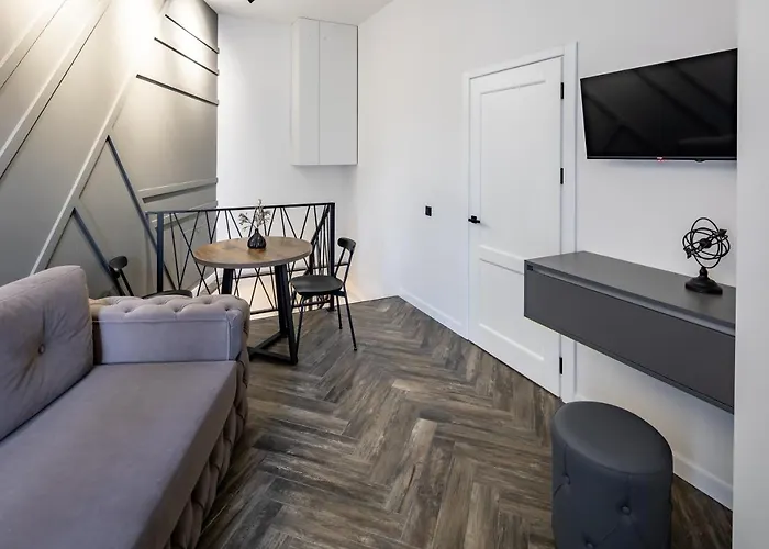 Daire Romari таманська 12 *