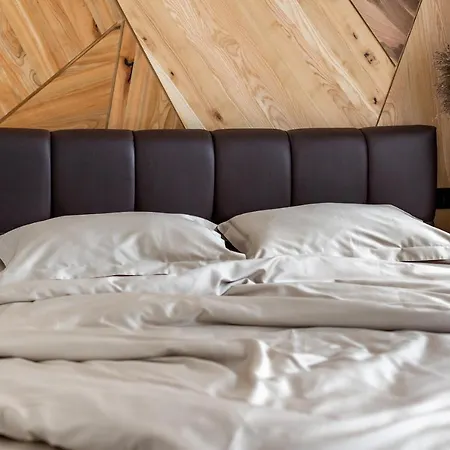 Romari таманська 12 Apartmán Lvov